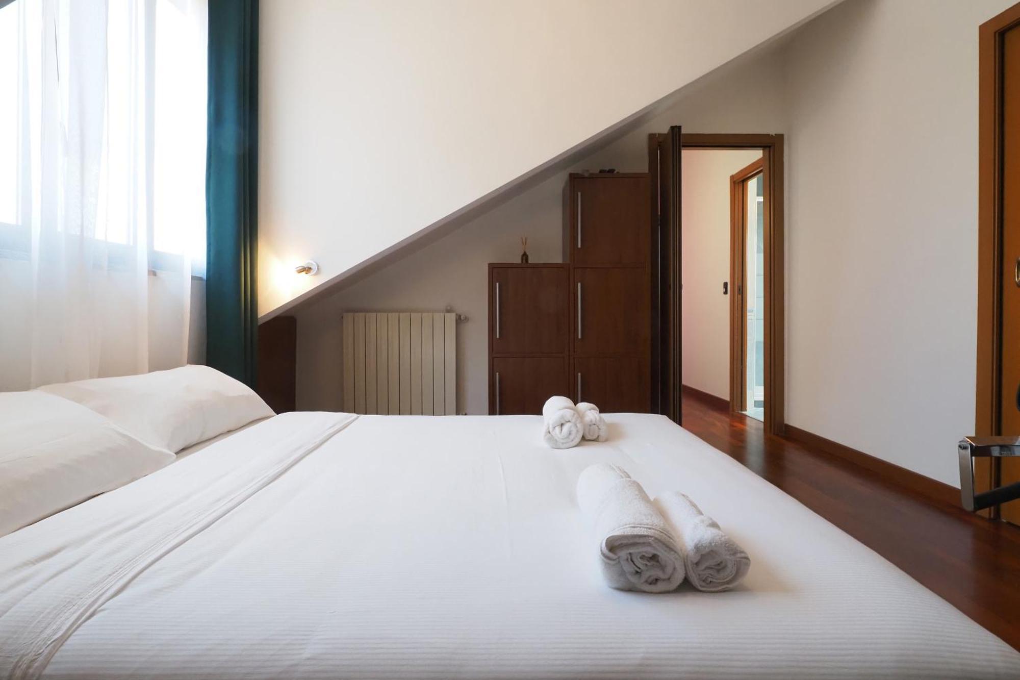 Appartamento Primopiano - Savona 1 Milano Esterno foto