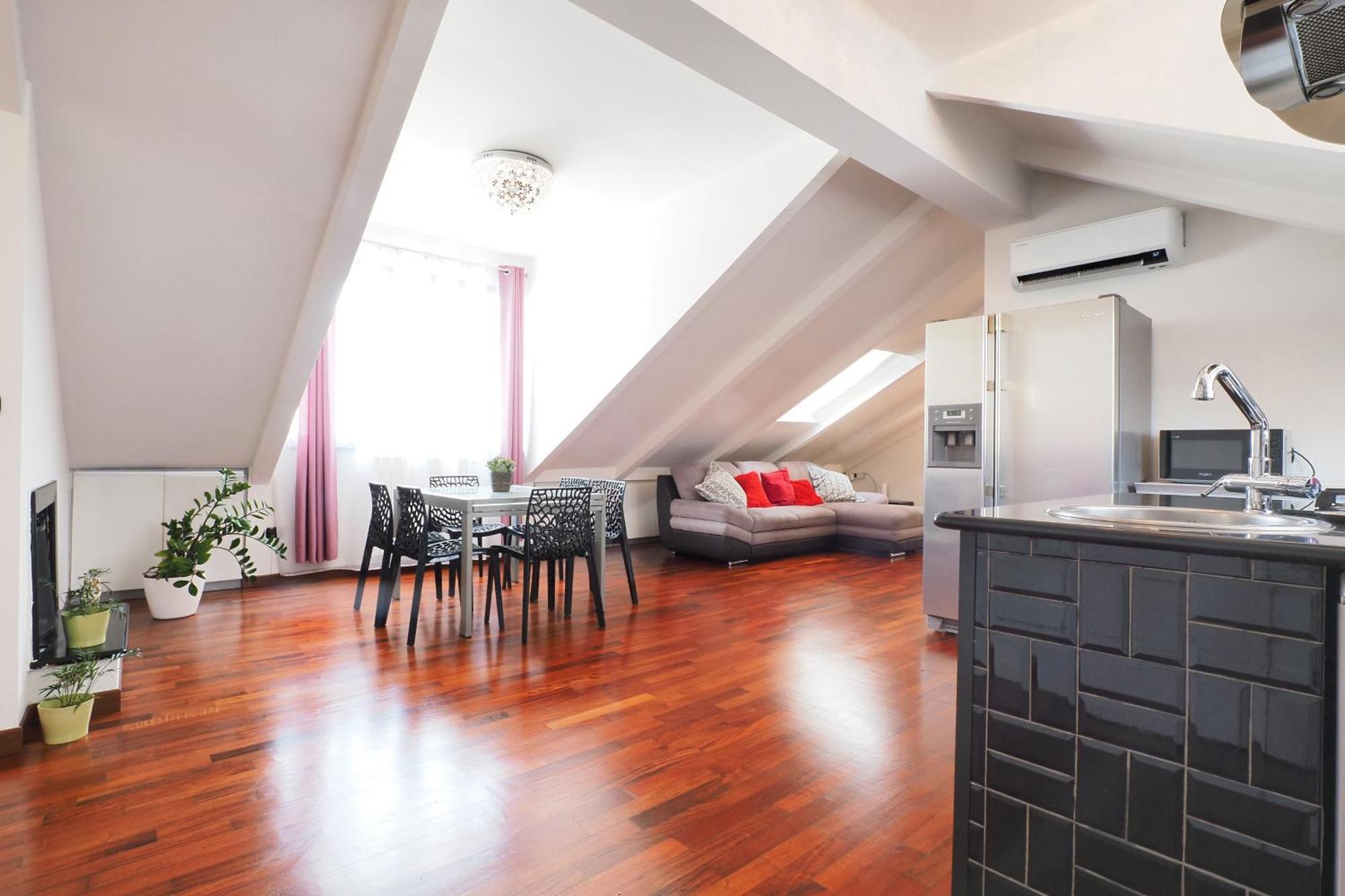 Appartamento Primopiano - Savona 1 Milano Esterno foto